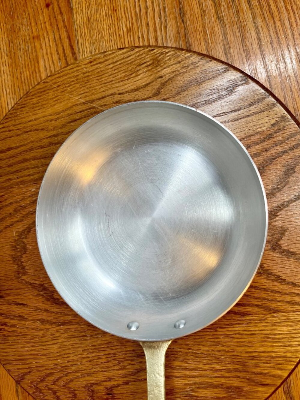 Vintage Copper  Frying Pan (7.5 diameter) With Brass Handle - Picture 6 of 14